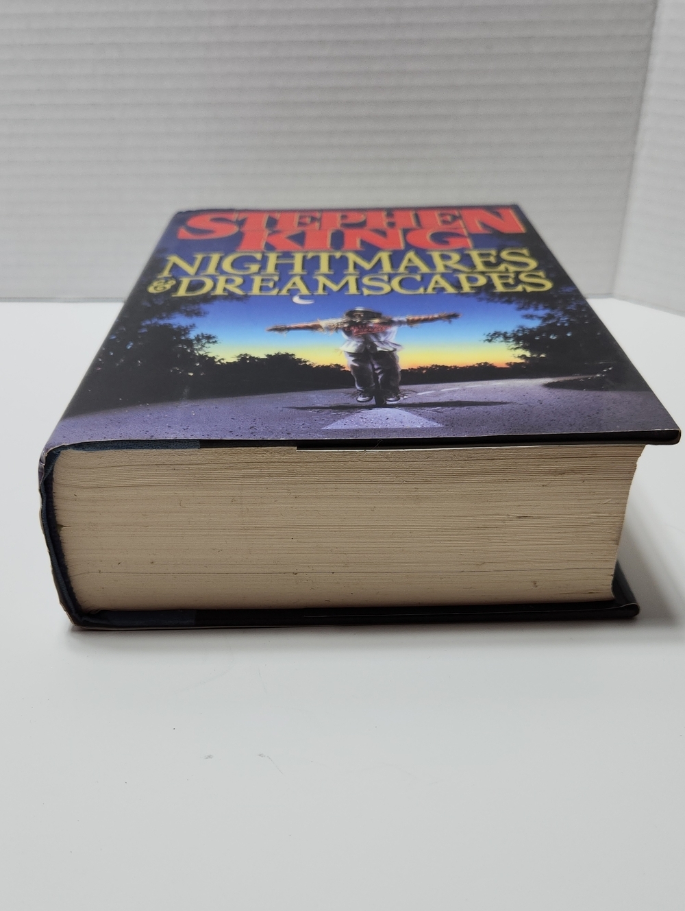 Stephen King "Nightmares & Dreamscapes" Hardcover - Picture 7 of 7